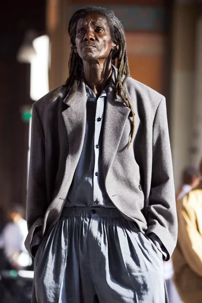 Look 37